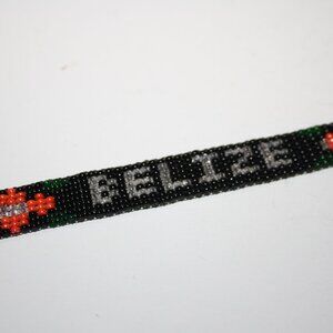 Beautiful black and red glass beaded BELIZE bracelet 7-8" toggle clasp